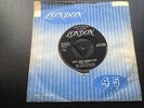 **(EW1) The Tune Weavers Happy Birthday Baby 45 HL 8503 LONDON Tri Excellent