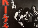 KISS - STONED IN PARIS (1 LP BLACK COVER W/RED LETTERS)