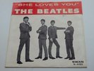 THE BEATLES ORIG 1963 USA SWAN  45 SHE LOVES YOU  IN ORIGINAL SLEEVE  ART DECO