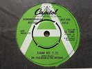 Dr.Feelgood & The Interns - Sugar Bee 1968 UK 45 CAPITOL DEMO