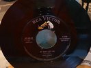 Single 45 rpm original Elvis Presley My Baby Left Me RCA 47-6540 I Want You I Ne