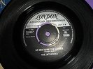 (JUKE BOX JURY) THE INTRUDERS 'UP AND DOWN THE LADDER / UNITED' LONDON RECORDS