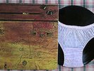 1972 ALICE COOPER SCHOOL'S OUT RECORD ALBUM BS2623 1ST PRESS PINK PANTIES NM/VG+