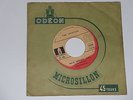 THE BEATLES - HELLO GOODBYE - SP SINGLE - MISTAKE OF COLOUR  ON LABEL - FO 106