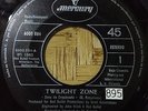 GOLDEN EARRING - Twilight Zone / King Dark - GUATEMALA 45
