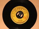 RARE ORIGINAL VG+ 45 ROY ORBISON AND TEEN KINGS -SUN 