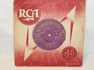 Elvis Presley  U.K  First Issue 45 Record HeartBreak Hotel / I was the one