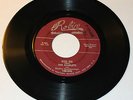 THE SCARLETS-1955 R&B DOO WOP-RED ROBIN LBL #138-KISS ME/INDIAN FEVER