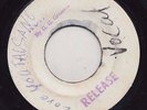 BOSS REGGAE 45 JUNIOR BYLES TIME FOR A CHANGE (DYNA KB C/O AR 297) rare ?