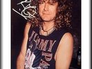 LED ZEPPELIN - ROBERT PLANT - ROCK LEGEND - ORIGINAL HAND SIGNED AUTOGRAPH