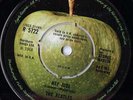 THE BEATLES * HEY JUDE / REVOLUTION * RARE POLO / LAYERED CENTRE APPLE R 5722