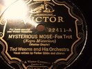 DEPRESSION HOT DANCE  78 RPM Victor 22411 TED WEEMS Or  MYSTERIOUS MOSE clean
