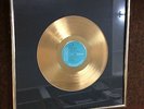 GOLD RECORD IN DISPLAY CASE ELVIS PRESLEY EASY COME EASY GO RCA ENGLAND