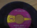 LOVE GUESS WHO  - MARTHA REEVES & VANDELLAS  ORIG IMPORT  EX COND