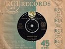 ?ELVIS PRESLEY - HEARTBREAK HOTEL - 7