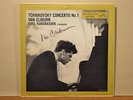 Van Cliburn piano Tchaikovsky Concerto 1  SIGNED RCA Victor LM-2252 SD LP