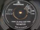The Beatles I WANT TO HOLD YOUR HAND UK 45  1ST PRESS  MINT MINUS AUDIO