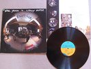 NEIL YOUNG & CRAZY HORSE-