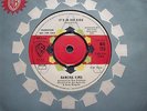 EX UK WARNER BROS DEMO 45 - RAMONA KING - IT'S IN HIS KISS