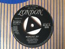 Drifters Moonlight Bay / Drip Drop Original London Tri Centre Single M