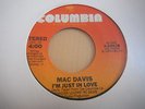 MAC DAVIS - I'M JUST IN LOVE - COLUMBIA