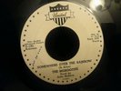 THE MOROCCOS - SOMEWHERE OVER THE RAINBOW  - RARE DOO WOP 45 ON UNITED VG++ WLP