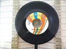 BETTY EVERETT- YOUR LOVE IS IMPORTANT TO ME- IVE GOT A CLAIM ON YOU- 45RPM-