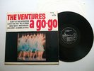 THE VENTURES a go-go UK Vinyl LP Black Label Mono Pressing Liberty LBY1274 EX/VG