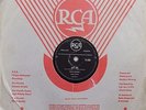 ELVIS PRESLEY 78 RPM - LET ME / I GOT STUNG (RARE SOUTH AFRICA PRESSING )