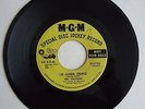 THE VELOURS I'M GONNA CHANGE c/w DON'T PITY ME M.G.M. PROMO.  .  . NORTHERN SOUL
