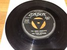 The Tune Rockers - The Green Mosquito / Warm Up 7 Inch London Triangle