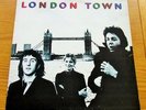 WINGS London Town ORIGINAL 1978 UK VINYL LP WITH LYRIC INNER SLEEVE + POSTER EX