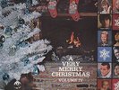 Johnny Cash, Barbra Streisand a.o. A Very Merry Christmas Volume IV Vinyl LP