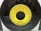 Elivs Presley Sun 209 45 RPM That's All Right Blue Moon of Kentucky Original