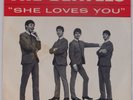 THE BEATLES: She Loves You SWAN Reco-Art 45 w/ PS VG+ Nice