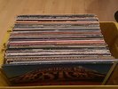 Flohmarktkiste mit 58 LP, 70er Jahre Mix