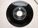 Single - Elvis Presley - PARTY / Got A lot o`livin`to do - 60er Jahre