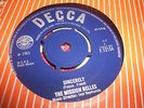 THE MISSION BELLES---SINCERELY---GREAT UK 60s GIRL BEAT GROUP---EX