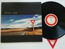 PEARL JAM, YIELD -E 68164 ORIGINAL FIRST-PRESS VG+/VG++