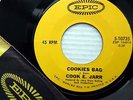 COOK E JARR who wears hot pants short shorts Cookies bag FUNK ROCK SOUL 45 cc103
