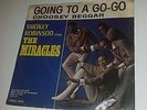 THE MIRACLES Choosey Beggar / Going To A Go-Go TAMLA 54127 PS 45 7