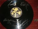 U2 -- JOSHUA TREE -- signed vinyl record