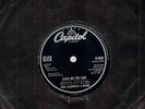 UK 1974 CAPITOL/MLP 45 RPM PAUL McCARTNEY & WINGS : BAND ON THE RUN + ZOO GANG