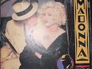 MADONNA AND DICK TRACY - GUATEMALA 12