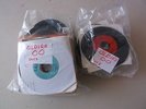 BEATLES,BOBBY RYDELL,CHUCK BERRY,PATTY DUKE,DUANE EDDY & MORE-100 + OLDIES 45'S