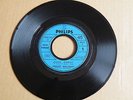 RARE SP JOHNNY HALLYDAY /JESUS CHRIST/on me recherche/ EDITION SACEM