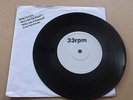 MOLDY PEACHES Who's Got The Crack? / NYC's Like A Graveyard UK 1-sided vinyl 7