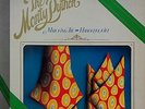THE MONTY PYTON MATCHING TIE AND HANKERCHIEF 1st PRESS LABEL MISPRINT RARE UK LP