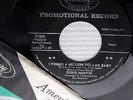EDDIE MARTIN I Found a million dollar baby Keep away from Julie 1962 45 e5513