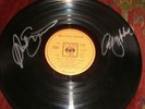 Simon and Garfunkel -- GREATEST HITS -- Signed vinyl record